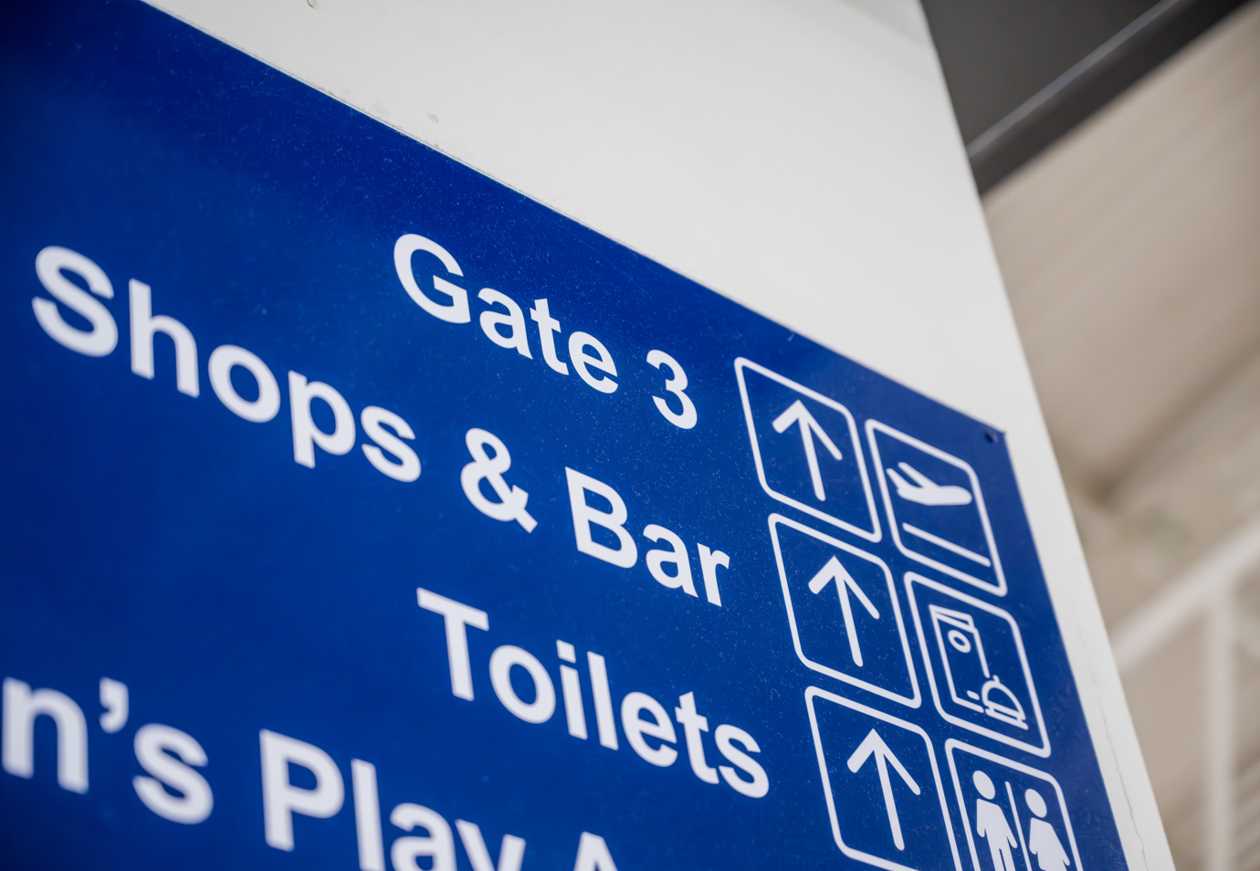 Doncaster Airport Latest - Airport Signage